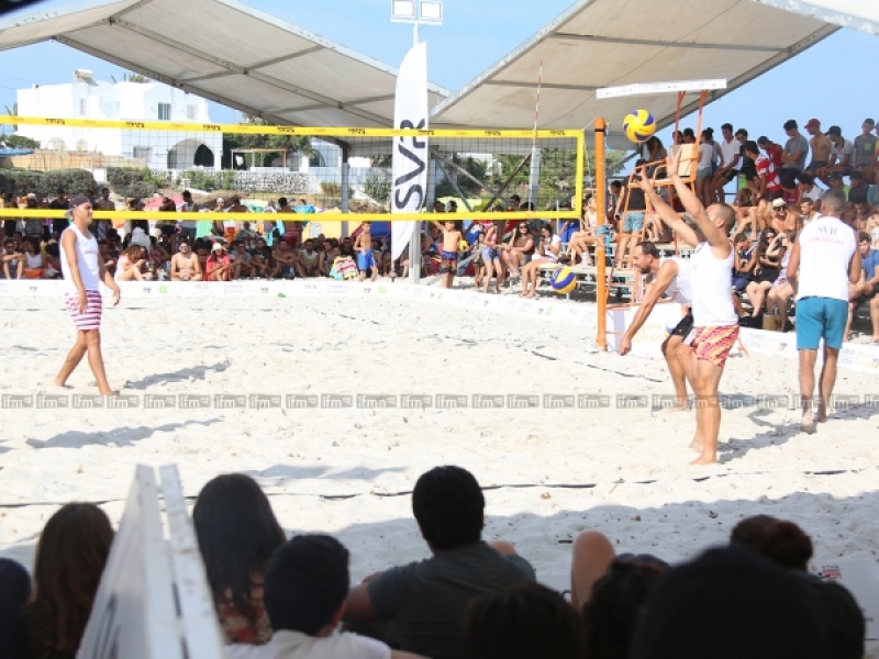 Finale de la 21eme édition du tournois de beach volley El Fatha en partenariat avec le laboratoire SVR