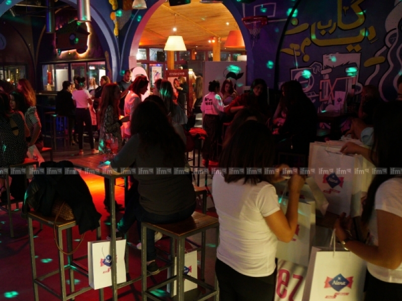 تبعو Girls Night Out إلي دعاة فيها Nana نساء تونس الكل للفحص المبكر لمكافحة مرض سرطان الثدي 