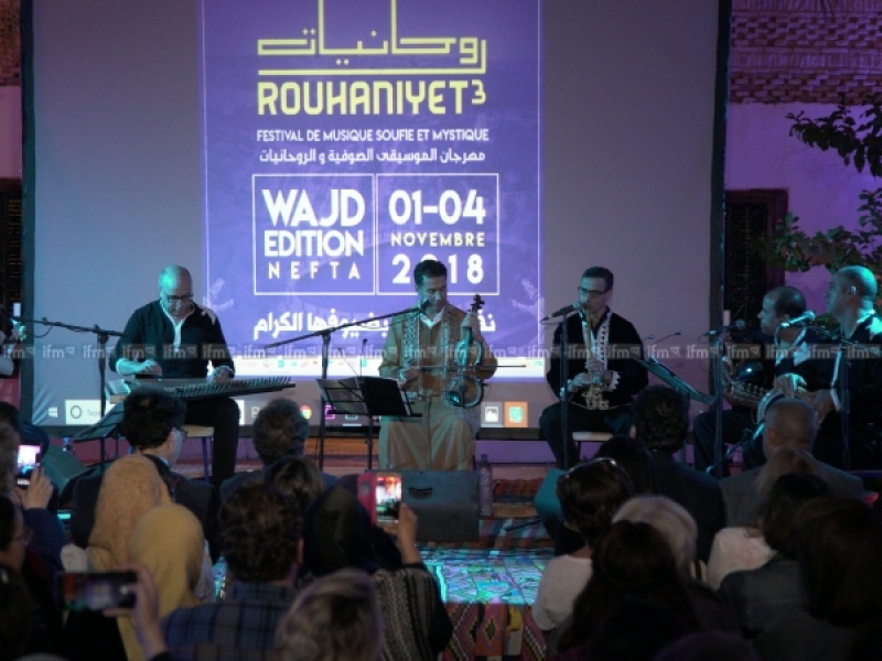 Festival Rouhaniyet : Hamid Ajbar et l’ensemble Jinan Al Andalus ont emmené les spectateurs dans un voyage spirituel et musical 
