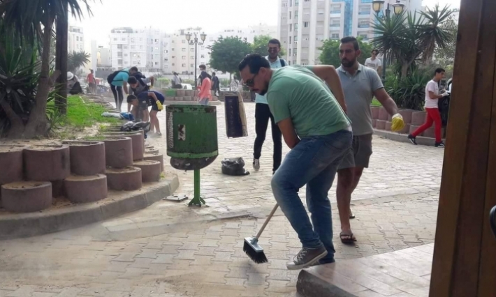 على غرار كافة ولايات الجمهورية: شباب صفاقس ينخرط في الحملة الوطنية نظف بلادك