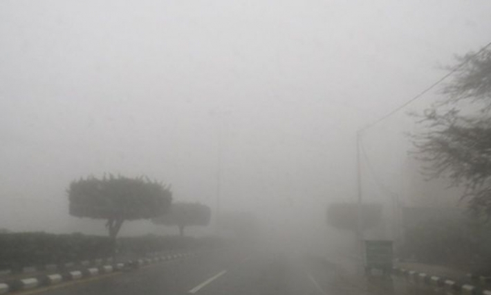 معهد الرصد الجوي: ضباب كثيف بأغلب الجهات وانخفاض الرؤية إلى ما دون 100 متر