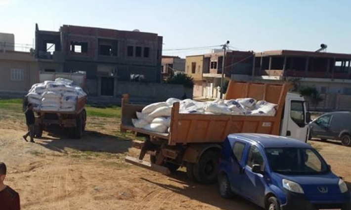 حجز 13 طنّا من دقيق "السّميد" المدعّم في مخزن عشوائي في مدينة جمّال
