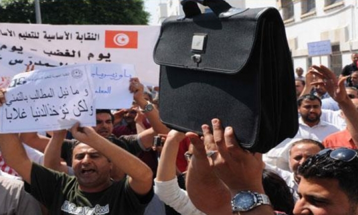 أساتذة الثانوي يلوحون بيوم غضب وطني في 6 فيفري المقبل