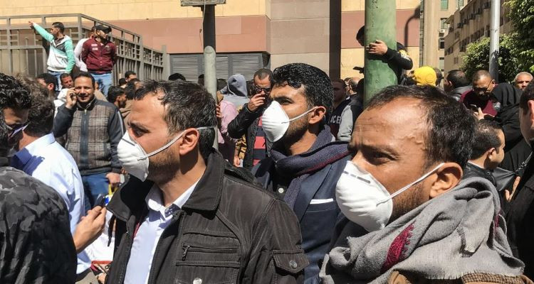 مصر ترصد 128 إصابة جديدة بفيروس كورونا