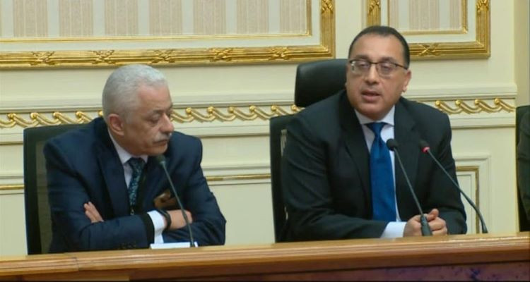 مصر تمدد حظر التجول أسبوعين إضافيين لمواجهة فيروس كورونا