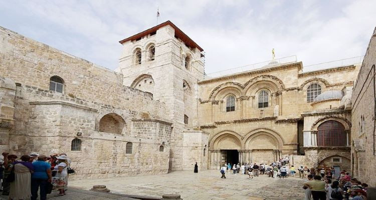 كنيسة القيامة بالقدس مغلقة في عيدها