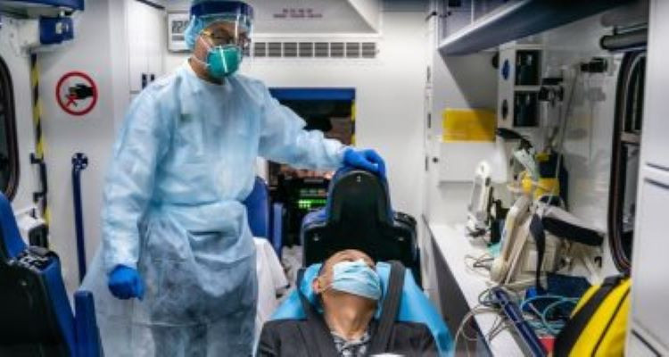 الفلبين تحظر سفر العاملين بالصحة للخارج بسبب كورونا