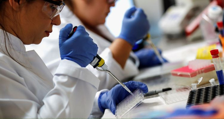مصر تجري أبحاث تجارب سريرية لمكافحة الكورونا