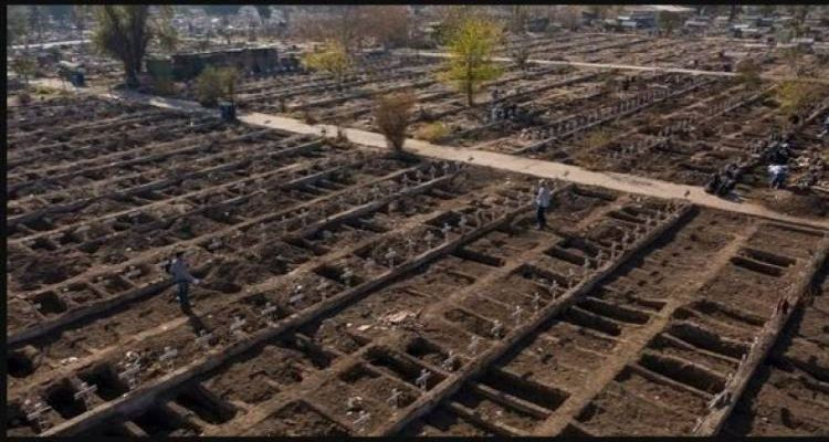 ‎ تشيلي تحفر آلاف القبور لوفيات كورونا