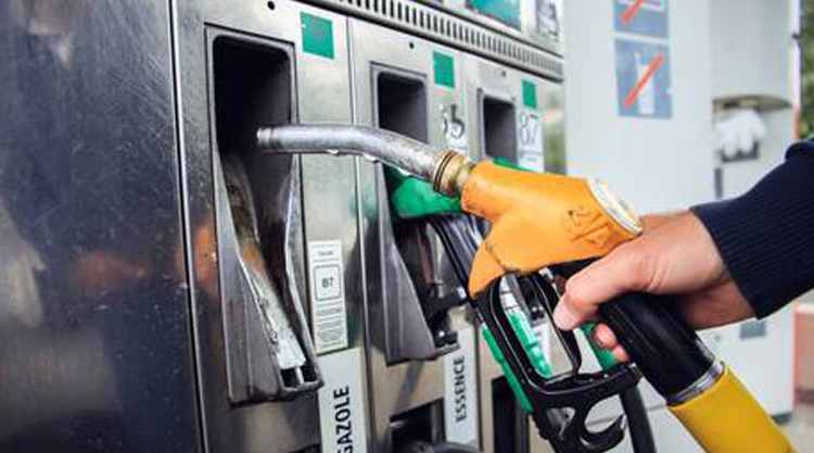 Les prix des carburants pourraient être revus à la baisse 