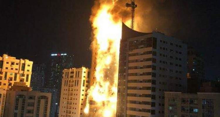 Emirats arabes unis : un incendie ravage une tour de 49 étages