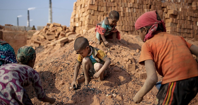 Journée mondiale contre l'esclavage des enfants