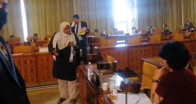 مشادة كلامية بين عبير موسي وجميلة الكسيكسي في مكتب مجلس النواب