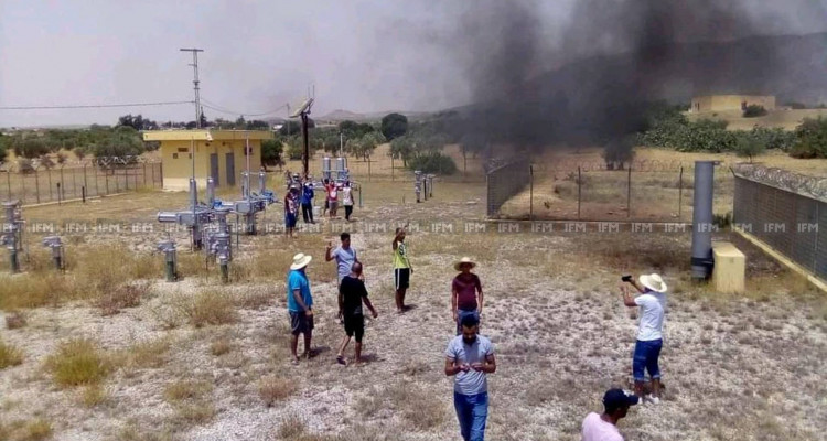 القيروان : اهالي الزواتنية يغلقون ''فانة'' الغاز