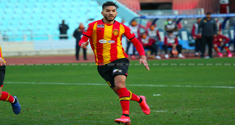 مدرب الجزائر يعفي بدران من مواجهة ليبيريا