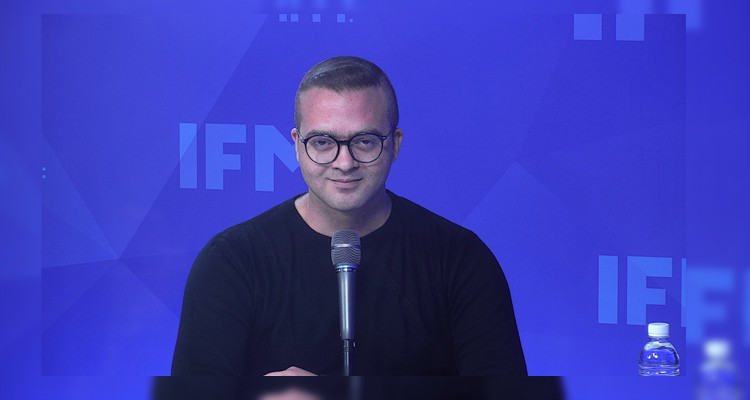 زكريا بوقرة:  تو كي يخافوا على كراسيهم تو يعلنوا الحجر الصحي الشامل