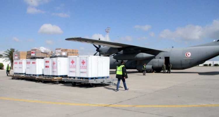 اليوم: وصول جرعات جديدة من لقاح فايزر بيونتاك  و سبوتنيك 