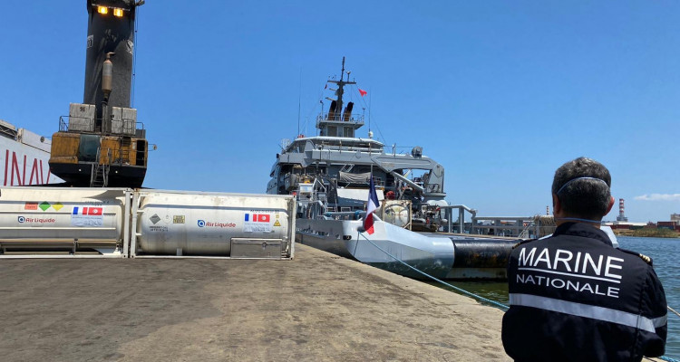 في حاويات قادمة من فرنسا : وصول 60 ألف لتر من الأكسجين