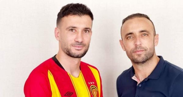 الترجي يضمّ رسميا اللاعب زيام مشموم  لمدة 3 مواسم