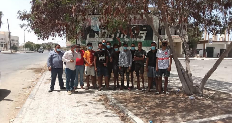 القنصلية التونسية بطرابلس : تسريح 14 تونسيا كانوا موقوفين بمركز الهجرة غير