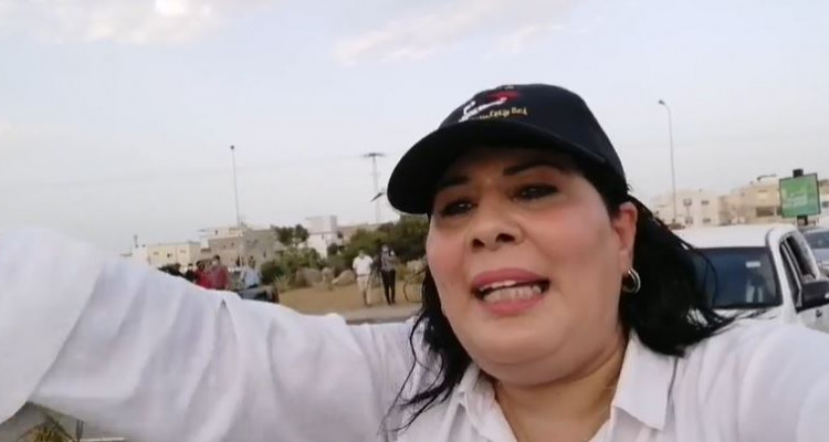 عبير موسي : الأمن يعترض طريقي ويمنعني من المرور