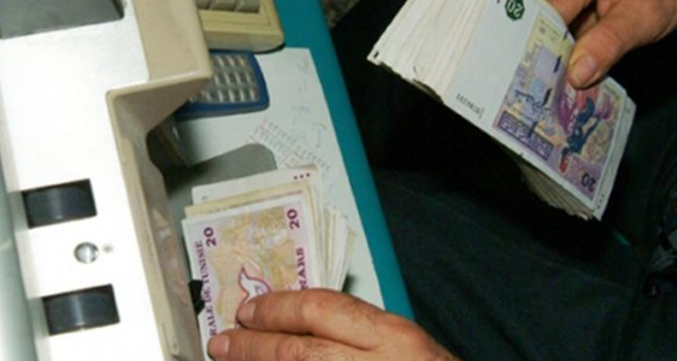 البنوك تفتح شبابيكها استثنائيا يوم السبت المقبل