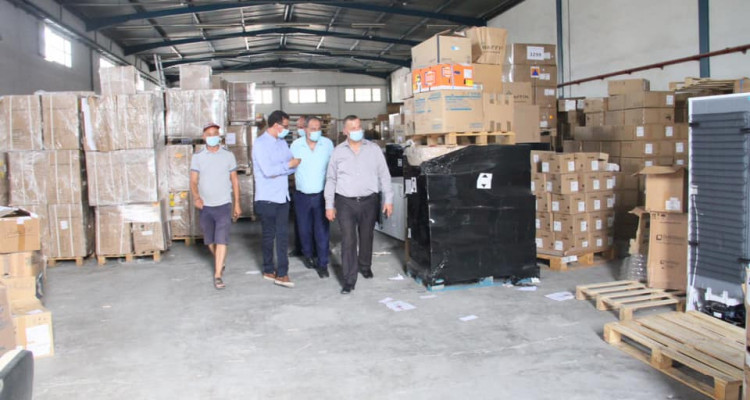 علي مرابط يؤدي زيارة تفقدية للمخازن المركزية  لوزارة الصحة
