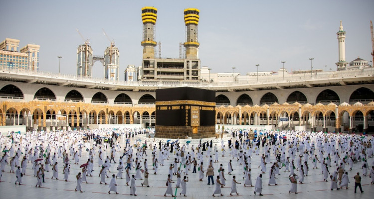 السعودية تعلن عن موعد إستقبال المعتمرين