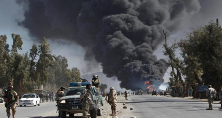 قناة أمريكية : تنظيم داعش يتبنى عملية التفجير قرب مطار كابول