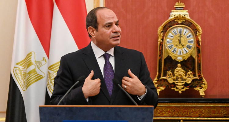 السيسي: جهود التنمية التي تبذلها الحكومة في مصر بـ''دعم إلهي''