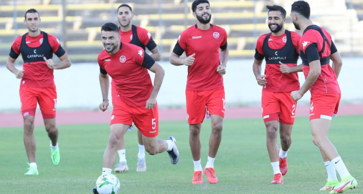 المنتخب الوطني ينهي تحضيراته لمباراة موريتانيا