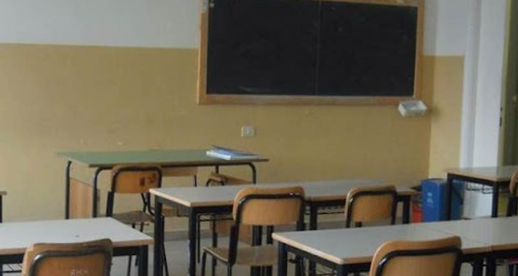 بعد الاعتداء على مدير معهد: تعليق الدروس بالاعداديات والمعاهد بسيدي بوزيد