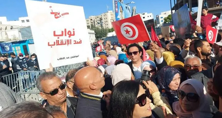 النهضة تدعو لتوحيد الجهود  للوقوف في وجه ''غول الديكتاتورية الزاحف''