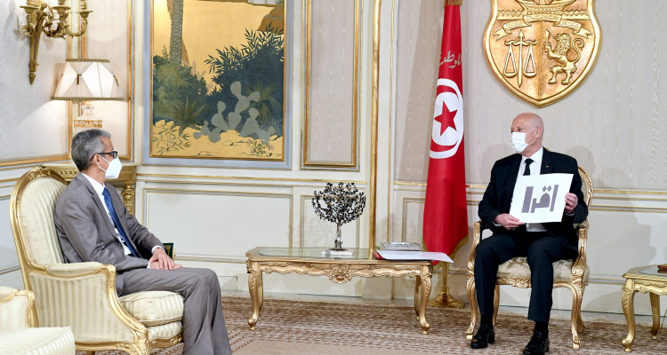 رئيس الجمهورية يستقبل المدير العام للمنظمة العربية للتربية والثقافة والعلوم