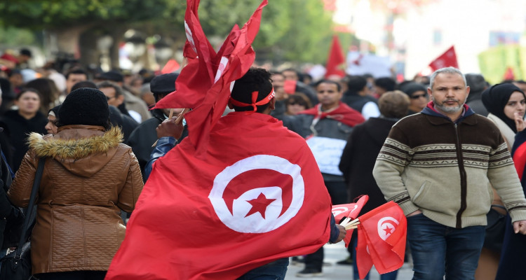تونس تحيي الذكرى 11 لعيد الثورة