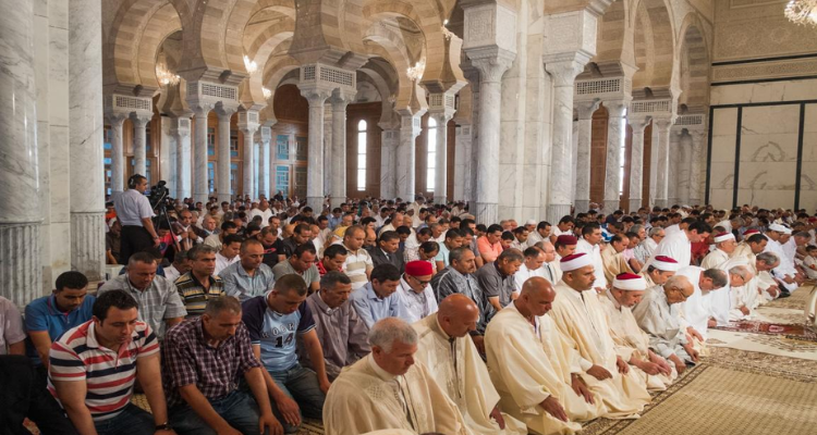 وزارة الشؤون الدينية : تعليق صلاة الجمعة ليومي 14 و21 جانفي الجاري