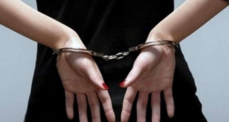 سيدي بوزيد : الاحتفاظ بزوجة الأب معذبّة "طفلة 7 سنوات"