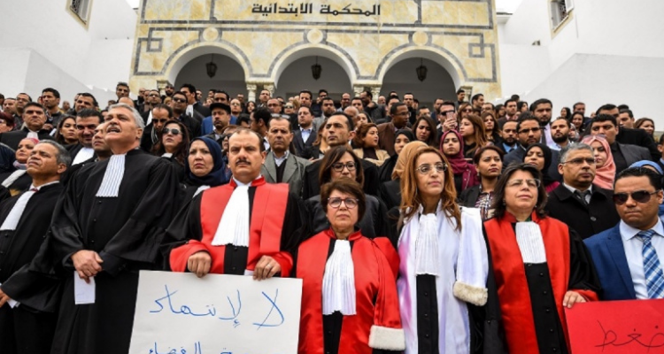 بأمر رئاسي: تحجير الاضراب  على القضاة