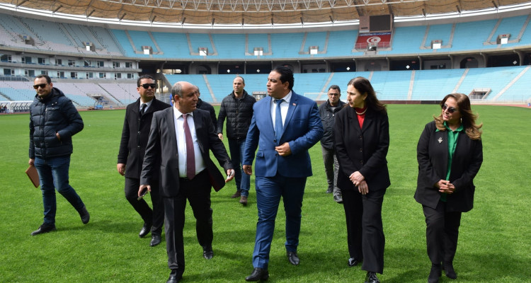 وزيرة التجهيز تعاين جاهزية ملعب رادس لمباراة تونس ومالي