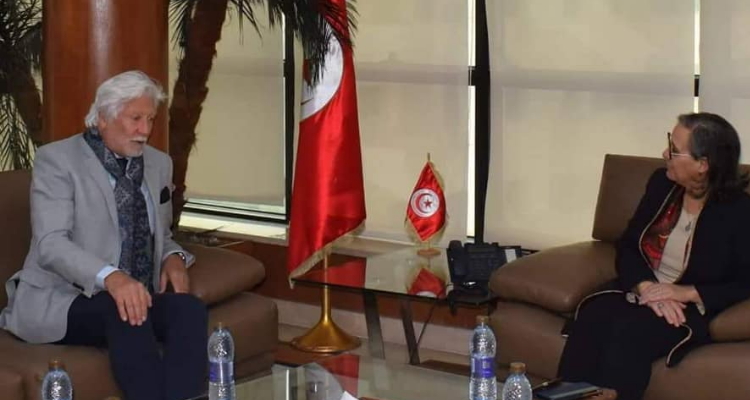 التعاون في تطوير مجال التنقيب على المحروقات محور جلسة عمل في وزارة الصناعة