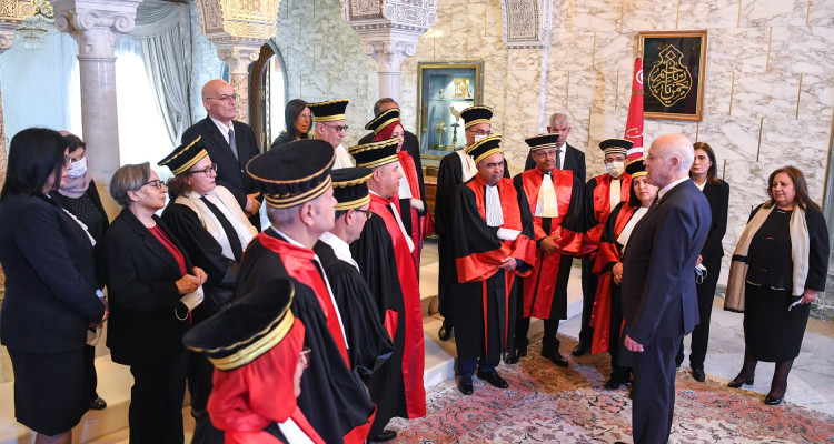 رئيس الدولة: نخوض معركة تحرير وطني  فلا تأخذكم  في الحق لومة لائم