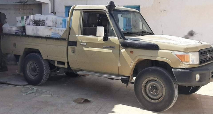 مدنين: حجز سيارة تهريب محمّلة بـ25 ألف علبة سجائر