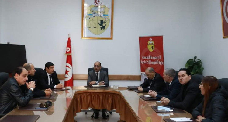 الوضعية المالية الصعبة للمؤسسات الاعلامية الخاصة محور اجتماع في وزارة الشؤون الاجتماعية