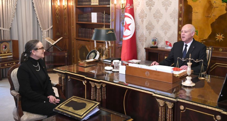 بودن تطلع رئيس الدولة على النصوص التي تم تداولها في اجتماع مجلس الوزراء