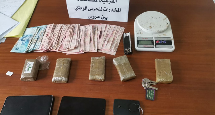 بن عروس: تفكيك عصابة مخدرات وحجز كمية من "الزطلة"