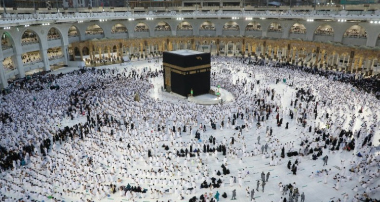 السعودية تضع شرطا أساسيا لأداء فريضة الحج