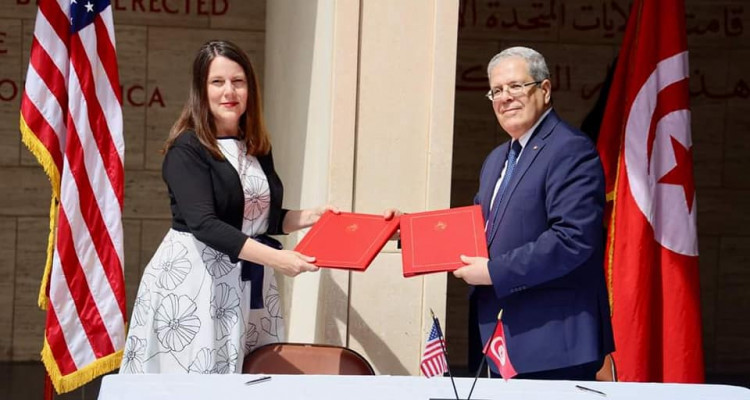 توقيع مذكرة تفاهم لاخراج رفات 2841 جنديًا أمريكيًا بالمقبرة الأمريكيّة بقرطاج