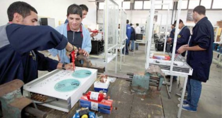 وزارة التشغيل : الغلق الفوري والنهائي لمراكز التكوين  المهني غير المنظم