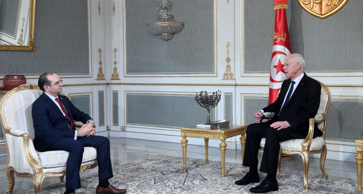 سعيّد:  أوراق الانتخاب يجب أن تخرج من صناديق الاقتراع معبّرة عن إرادة الناخبين