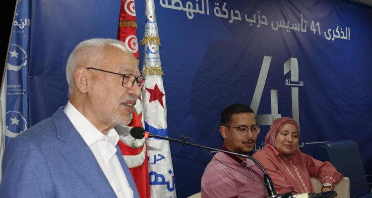 الغنوشي : النهضة  رافضة للاستفتاء لانه "فرع من اصل فاسد "
